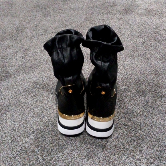Michael By Michael Kors Boot Sneaker - Picture 7 of 8